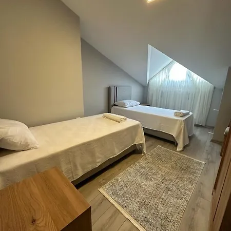 Apartment Ima